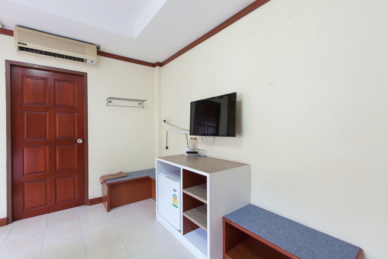 Zen Rooms Rat-U-Thid 200 Phi Road Patong Exterior foto